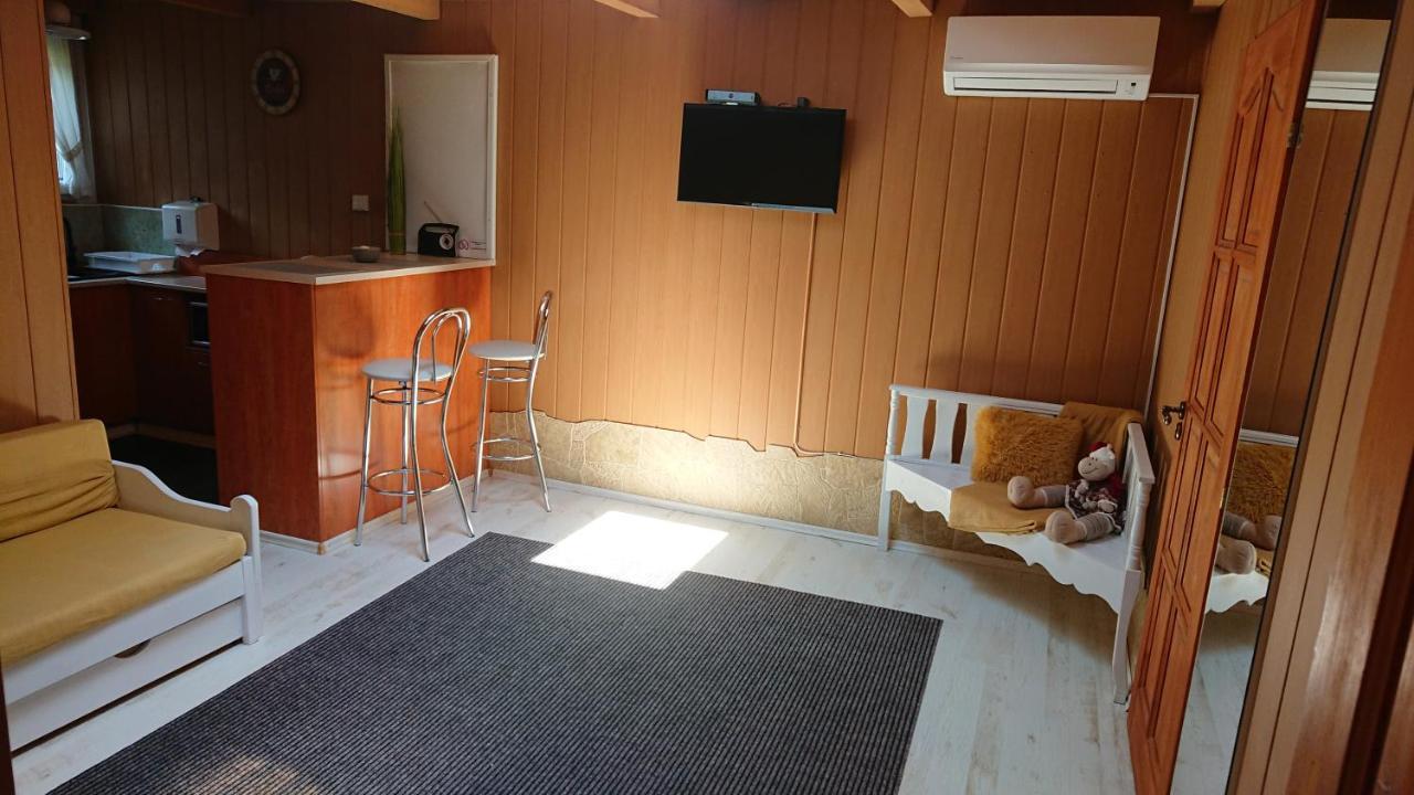 Bpr P3 Lodge Apartment With A/C 布达佩斯 外观 照片