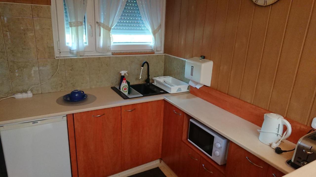 Bpr P3 Lodge Apartment With A/C 布达佩斯 外观 照片